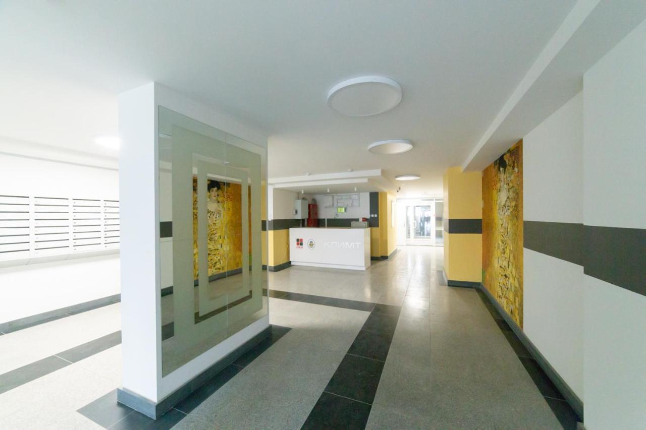 Premium Apartments Klimt On Picasso Boulevard Minsk Exterior photo